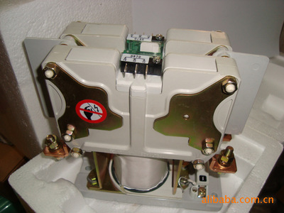 机车专用直流接触器S296A-3-110V现货供应及图片展示——昆明市盘龙区昌茂五金交电经营部